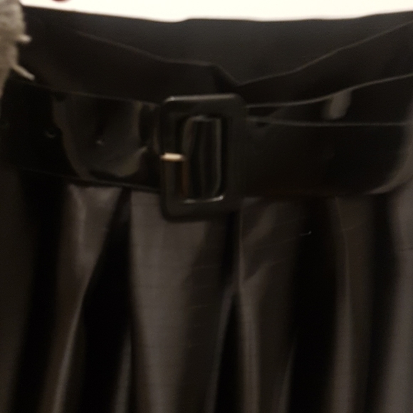 Hi-Low Skirt - Picture 2 of 7